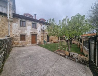 Foto 1 de Casa rural en calle Santa Gadea Arriba en Alfoz de Santa Gadea