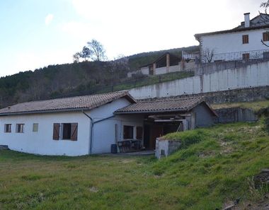 Foto 2 de Casa rural en calle De la Fuente en Mianos