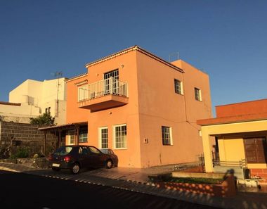 Foto 2 de Edificio en calle Florencio Perez en Fuencaliente