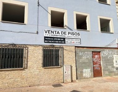 Foto 1 de Edifici a calle Ferrocarril a Alcázar de San Juan