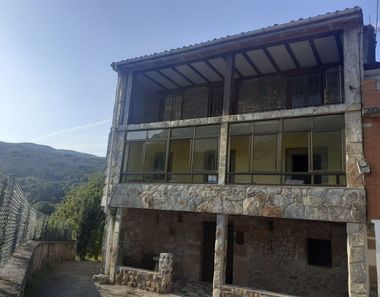 Foto 2 de Casa rural en Ruesga