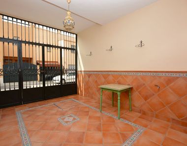 Foto 2 de Casa adosada en calle Torre del Oro en Puebla del Río (La)