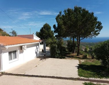 Foto 2 de Casa rural en Moclinejo
