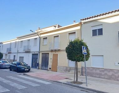 Foto 1 de Casa adosada en avenida Vall D'albaida en Agullent