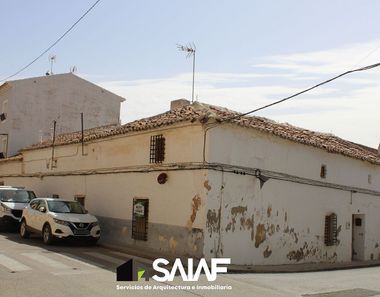 Foto 1 de Casa adosada en calle Cucharro en Bonillo (El)