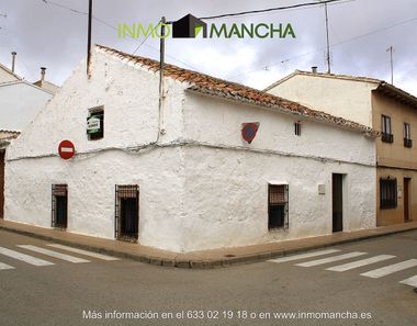 Foto 1 de Casa adosada en calle San Sebastian en Munera