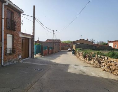 Foto 2 de Casa rural a avenida Ericas a Granja de Moreruela