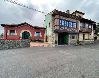 Foto 1 de Casa adossada a calle De Colunga a Colunga