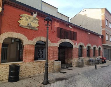 Foto 1 de Edificio en calle Guzmán El Bueno en Fabero