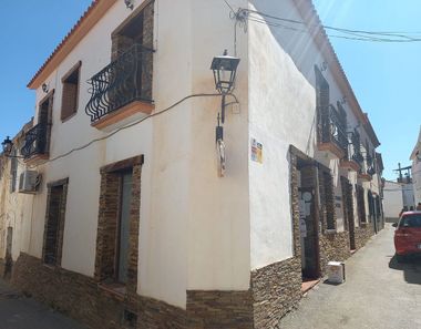 Foto 2 de Edifici a calle Sacristia a Lanteira