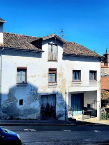 Foto 1 de Casa adossada a calle El Fuejo a Cangas del Narcea