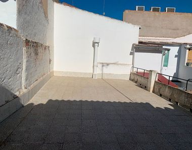 Foto 1 de Piso en calle Santa Ana en Almagro