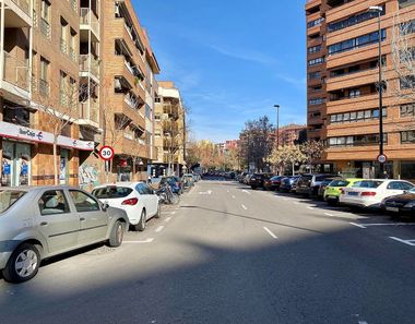 Foto 2 de Edificio en calle Castilla, La Bozada – Parque Delicias, Zaragoza