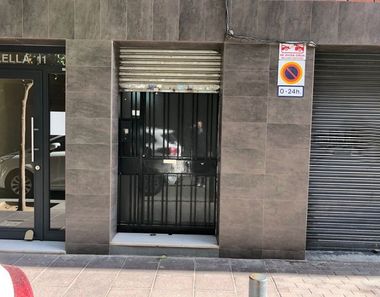 Foto 1 de Local a Porta, Barcelona