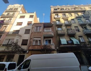 Foto 2 de Edificio en calle De Pavia, Sants-Badal, Barcelona