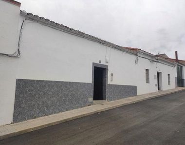 Foto 1 de Casa adosada en Valencia de las Torres