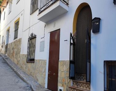Foto 2 de Casa en calle Nueva en Alcaucín