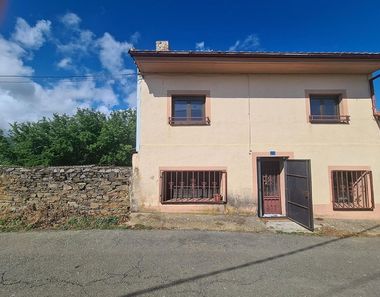 Foto 2 de Casa en calle Las Eras en Navarredonda de la Rinconada