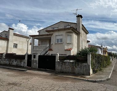 Foto 2 de Casa en calle Ciudad Real en Santa Olalla