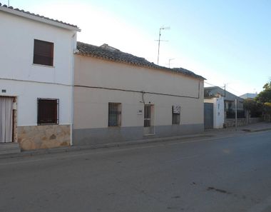 Foto 2 de Casa en calle Cervantes en Hinojosos (Los)