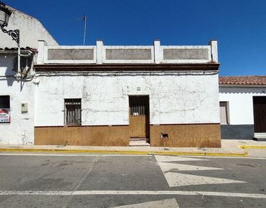 Foto 1 de Casa a calle La Cruz a Almadén de la Plata