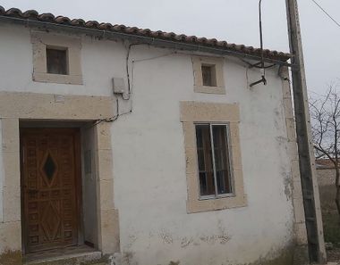 Foto 1 de Casa en calle Nueva en Fuentesaúco de Fuentidueña