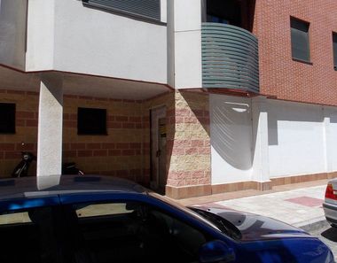 Foto 1 de Local a calle Villafranca de Duero a Las Villas - Sta Ana, Valladolid