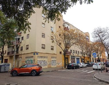 Foto 1 de Local en calle Estrella de la Mañana, El Juncal - Av. de la Paz, Sevilla