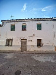 Foto 2 de Casa adossada a calle Castillo a Buñuel