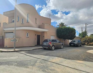 Foto 2 de Casa adosada en polígono Lo Barriento en Torre-Pacheco ciudad, Torre Pacheco