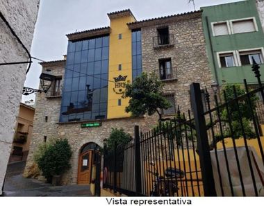 Foto 2 de Edifici a calle Castellet a Sueras/Suera