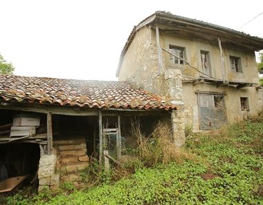 Foto 2 de Casa rural en calle Villaverde en Belmonte de Miranda