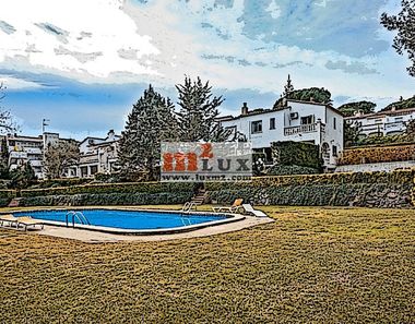 Foto 1 de Casa adossada a calle Vell de Calonge, Els Pins - Politur, Castell-Platja d´Aro