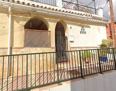 Foto 1 de Casa en calle Caraballo, Mangas Verdes - Las Flores - Parque del Sur, Málaga