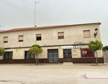 Foto 2 de Edifici a Santa María del Campo Rus