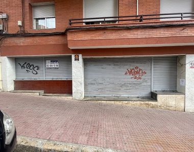 Foto 1 de Local en calle Verge de la Merce en Can Vidalet, Esplugues de Llobregat