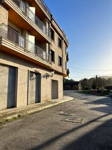 Foto 1 de Local en calle Lino Troncoso en Mondariz
