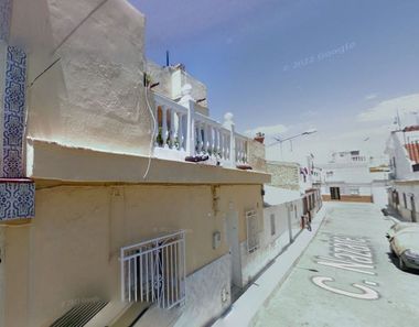 Foto 1 de Casa en calle Nazaret en Guillena