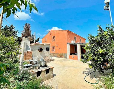 Foto 1 de Casa rural en Urbanizaciones, Tortosa