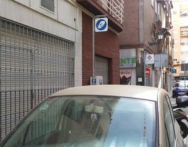 Foto 2 de Local en calle Luis de Vargas, Arenal, Sevilla