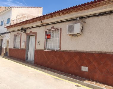 Foto 1 de Casa adosada en calle Real en Loja