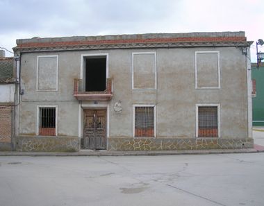 Foto 1 de Casa en avenida Angel Saez de Torrecilla en Adanero