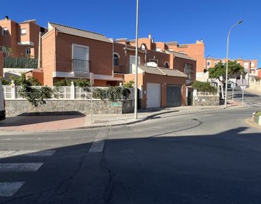 Foto 2 de Dúplex en calle Erasmo de Roterdan en Huércal de Almería