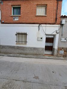 Foto 1 de Casa a calle Valdezarza a Espinoso del Rey