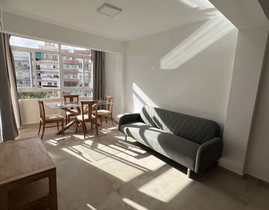 Foto 1 de Apartamento en calle Maestro Luis Torregrosa, Pla de Bon Repós, Alicante