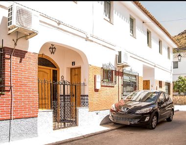 Foto 1 de Casa adossada a calle De la Paz a Galera