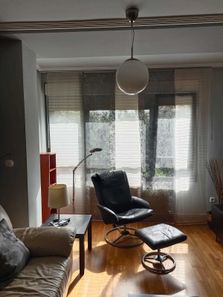 Foto 2 de Apartamento en calle Padre Claret en Residencia, Logroño