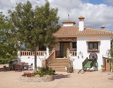 Foto 2 de Casa rural a calle Del Suerte a Manantiales - Lagar - Cortijo, Alhaurín de la Torre