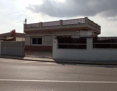Foto 2 de Local a calle Emporda a Lliçà d´Amunt