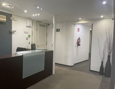 Foto 1 de Oficina en calle Sagasta, Trafalgar, Madrid